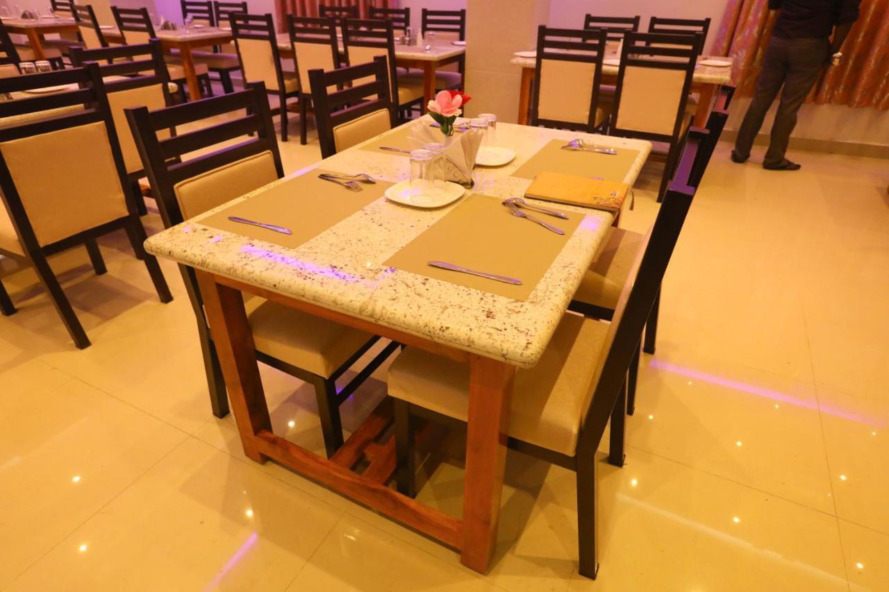 Nitheesh Residency Hotel Kanchipuram Eksteriør billede