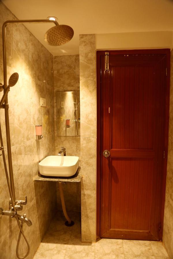 Nitheesh Residency Hotel Kanchipuram Eksteriør billede