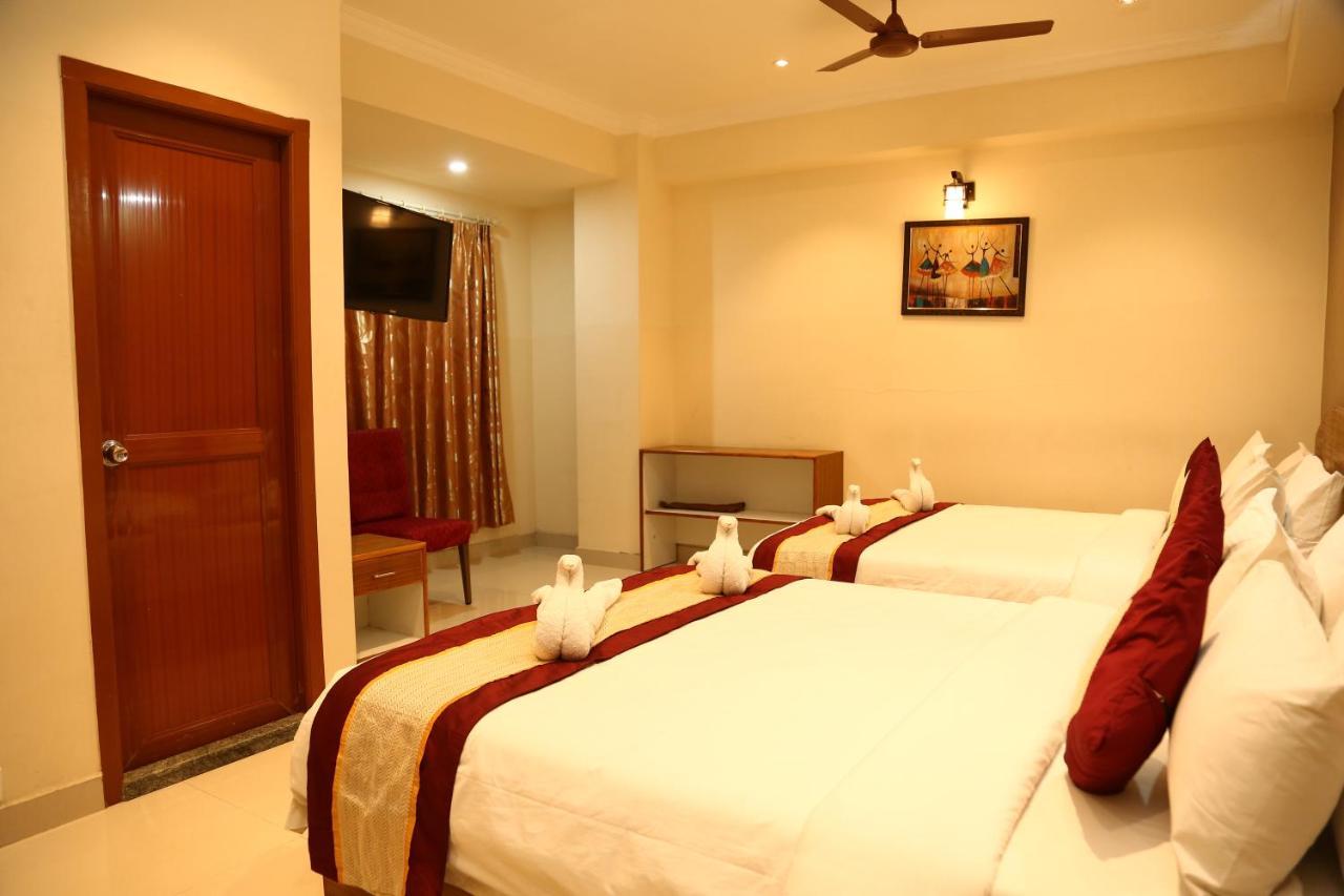 Nitheesh Residency Hotel Kanchipuram Eksteriør billede