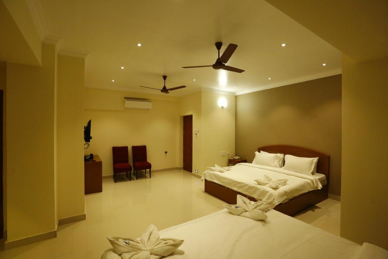 Nitheesh Residency Hotel Kanchipuram Eksteriør billede